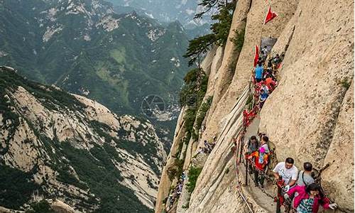 爬华山攻略需要准备什么_爬华山需要门票吗